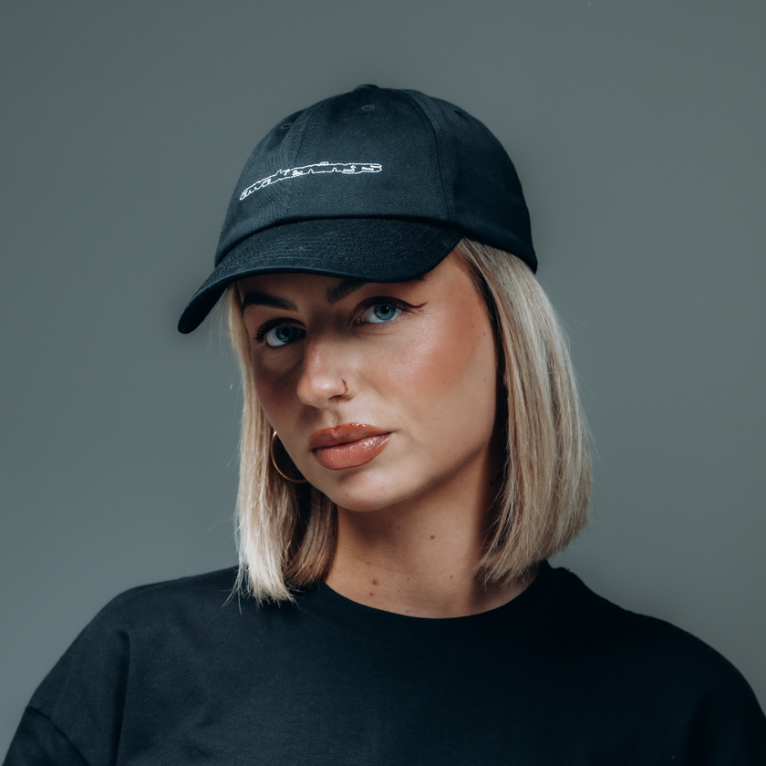 054. Dad Cap Outline black